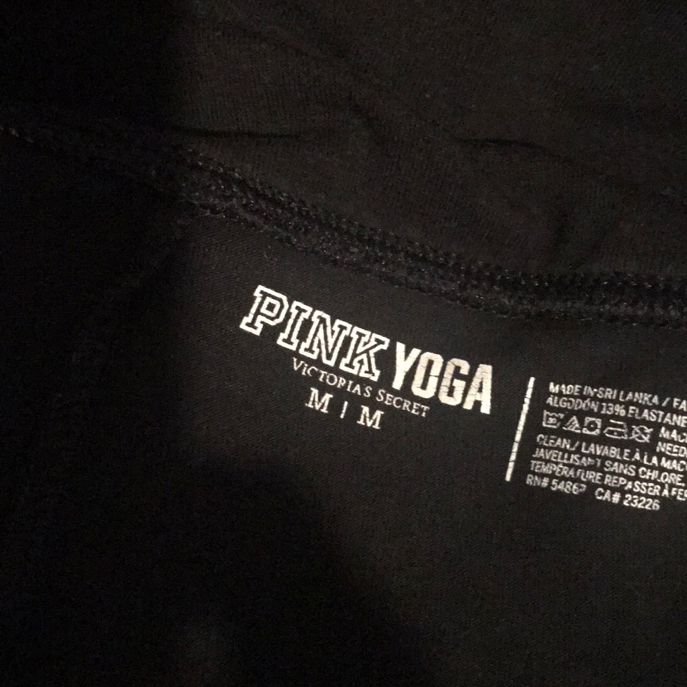 yoga pants